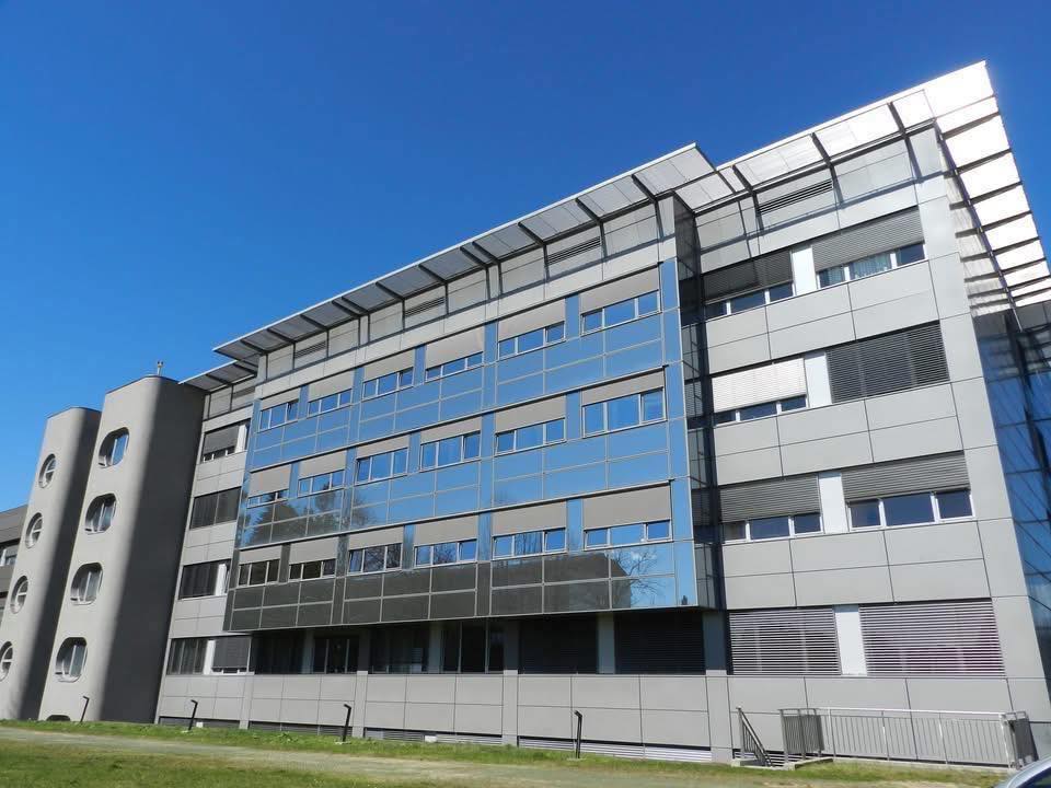 Zunanji posnetek dela stavbe bolnišnice v Slovenj Gradcu