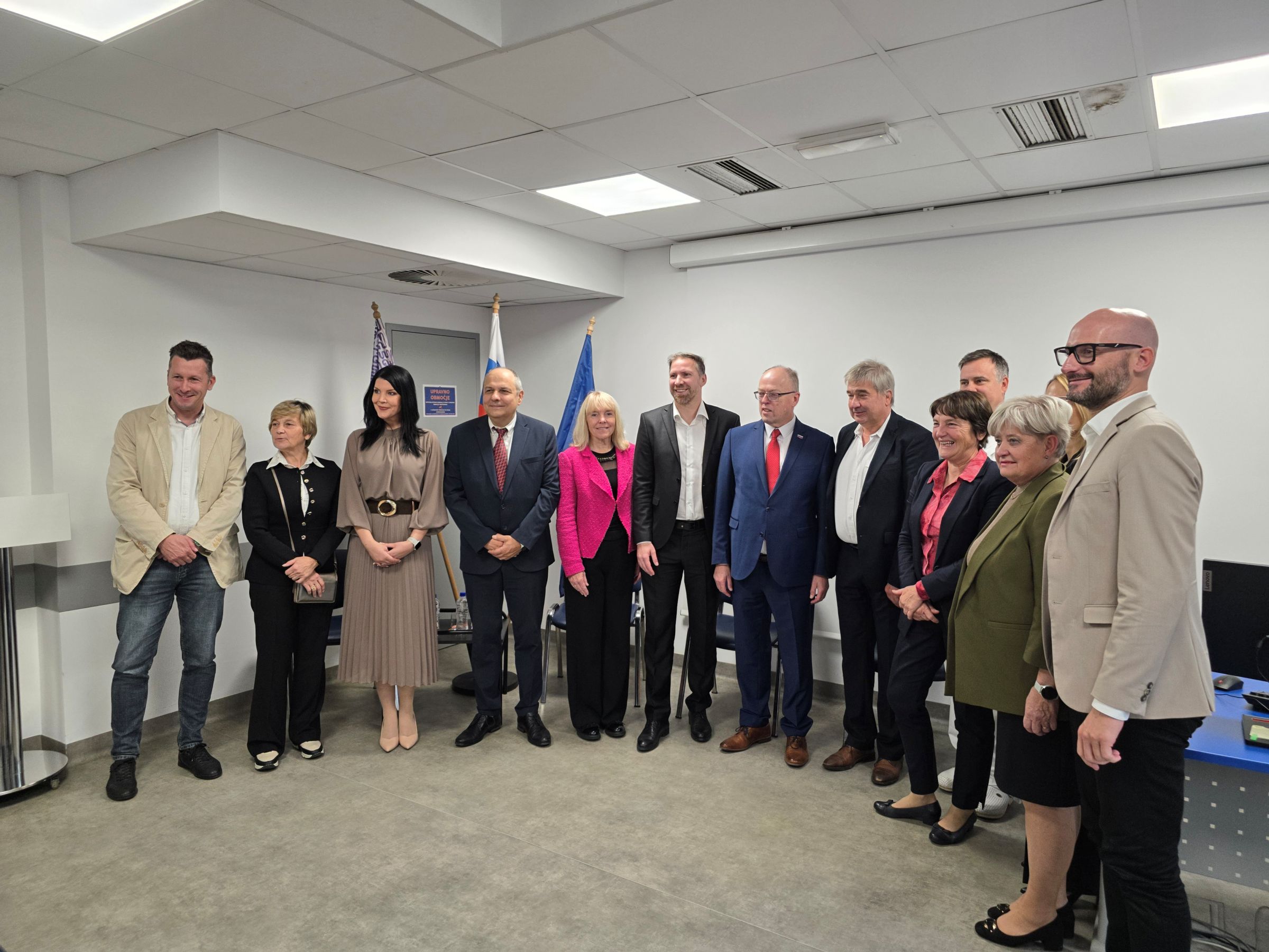 Udeleženci dogodka projekta Nakup drage medicinske opreme v SB Slovenj Gradec