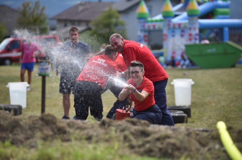 Gasilci v vaji gašenja